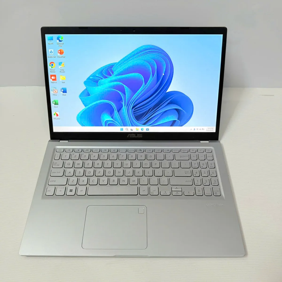 Laptop Asus VivoBook X515EA| i3-1115G4| 8GB RAM| 256GB SSD| 15.6” FHD| Bạc