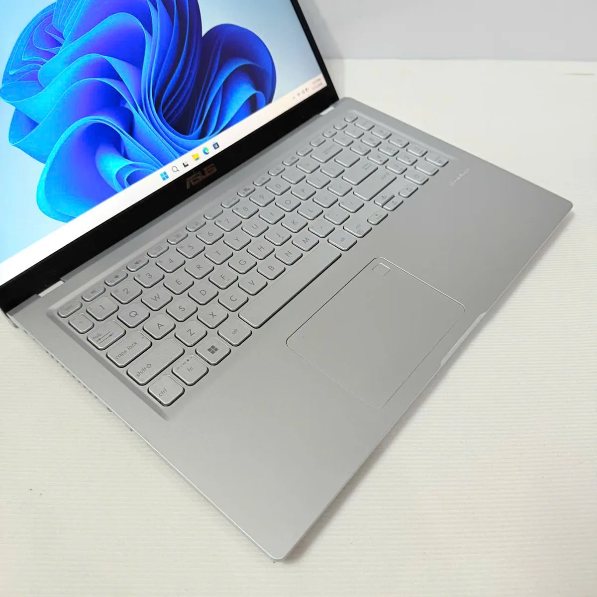 Laptop Asus VivoBook X515EA| i3-1115G4| 8GB RAM| 256GB SSD| 15.6” FHD| Bạc