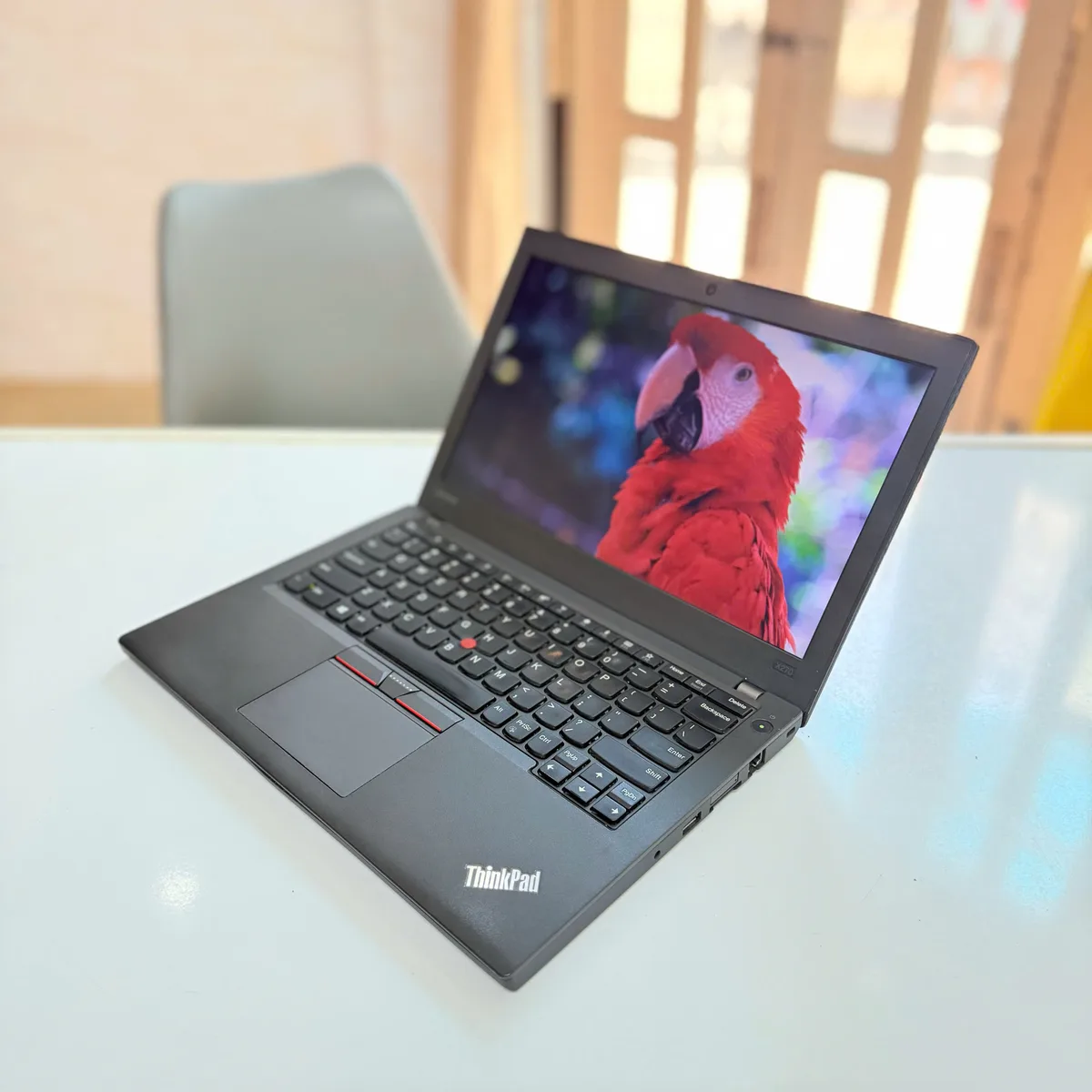 Laptop Lenovo ThinkPad X270 | Intel Core i5-6300U | RAM 8GB | SSD 128GB | 12.5 inch FHD